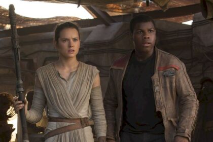 rumor:-john-boyega-volveria-a-star-wars-en-pelicula-con-daisy-ridley