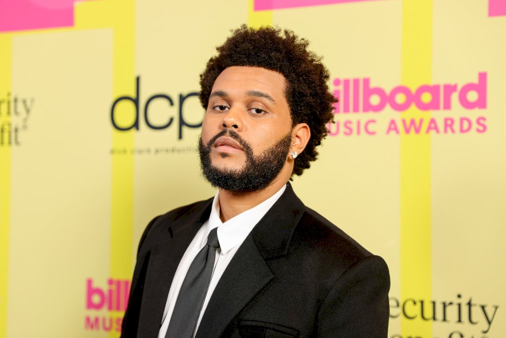 the-weeknd-abandona-su-nombre-artistico-para-abrazar-su-verdadera-identidad-como-abel-tesfaye