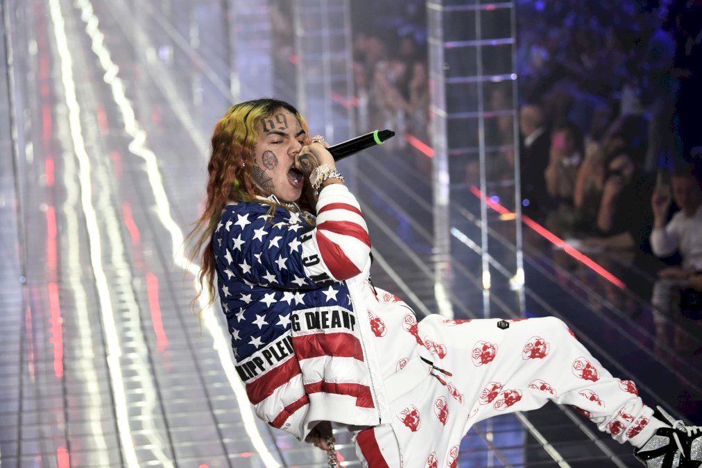 tekashi-69-y-yailin-‘la-mas-viral’-encienden-las-redes-con-una-atrevida-aparicion-juntos