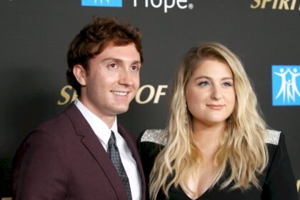 meghan-trainor-y-daryl-sabara-reciben-a-su-segundo-hijo-y-comparten-fotos-del-bebe