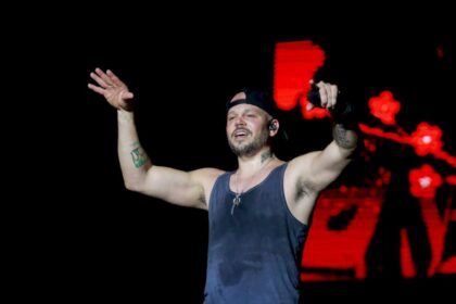 residente-se-lanza-contra-cosculluela-en-‘bajo-y-bateria’