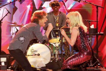 de-u2-a-los-rolling-stones,-cinco-impactantes-colaboraciones-de-lady-gaga 