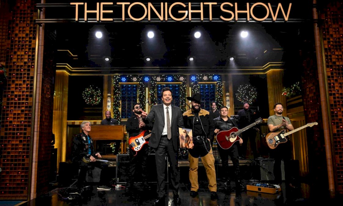 carin-leon-debuta-en-el-tonight-show-con-jimmy-fallon