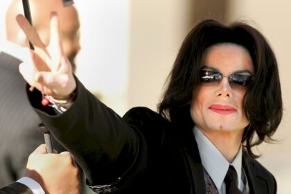 michael-jackson-usaba-pelucas-y-te-decimos-las-cirugias-a-las-que-decidio-someterse