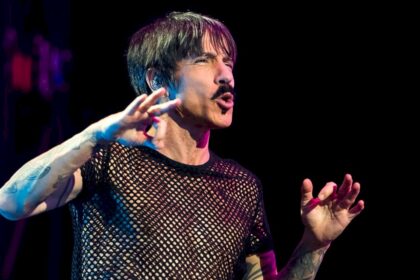 una-pelicula-biografica-de-anthony-kiedis-estaria-en-camino