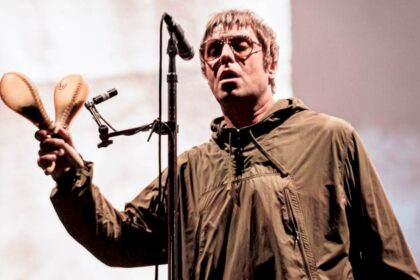 liam-gallagher-arremete-contra-el-salon-de-la-fama-del-rock-and-roll