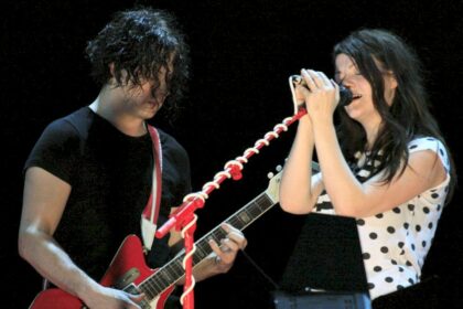 cuando-the-white-stripes-se-presento-por-ultima-vez-en-el-show-de-conan