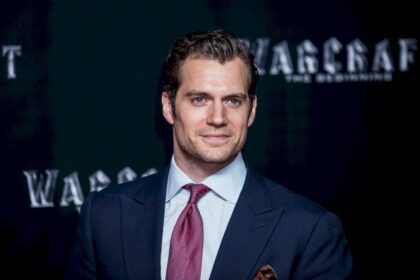 video:-henry-cavill-y-su-novia-natalie-viscuso-esperan-a-su-primer-hijo