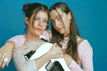 hinds-colabora-con-beck-en-‘boom-boom-back’,-un-adelanto-de-su-proximo-album