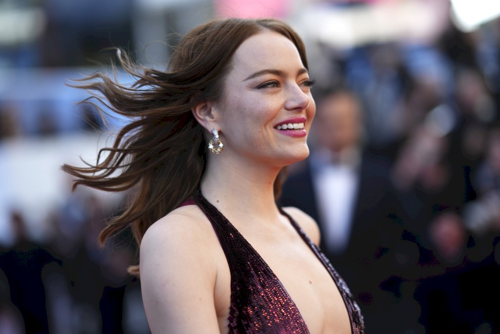 los-mejores-looks-de-cannes-hoy:-emma-stone,-nicolas-cage-y-mas-derrocharon-glamour 