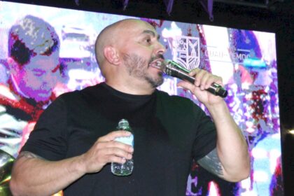 lupillo-rivera-confirma-que-telemundo-lo-quiere-en-‘la-casa-de-los-famosos-all-stars’