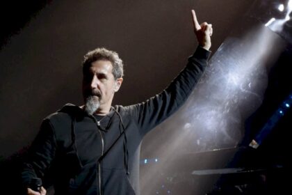 serj-tankian-se-pronuncio-frente-a-la-actuacion-de-imagine-dragons-en-azerbaiyan