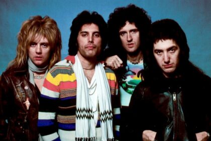 queen-vende-su-catalogo-por-mas-de-mil-millones-de-dolares