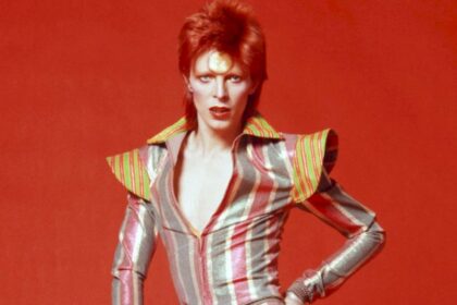 el-dia-que-david-bowie-se-despidio-de-los-60-y-otros-estrenos-musicales-imperdibles