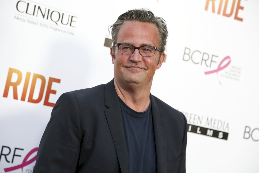 caso-sobre-muerte-de-matthew-perry-“destaparia”-red-de-drogas-en-hollywood