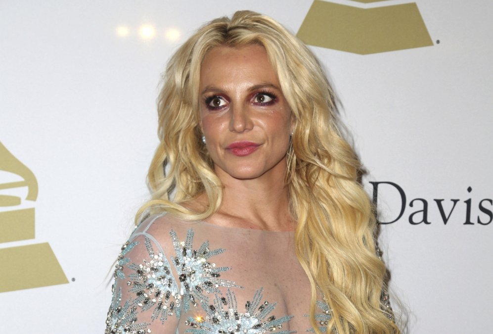 britney-spears-revela-que-su-ex-novio-la-“usaba”-para-costear-su-lujoso-estilo-de-vida