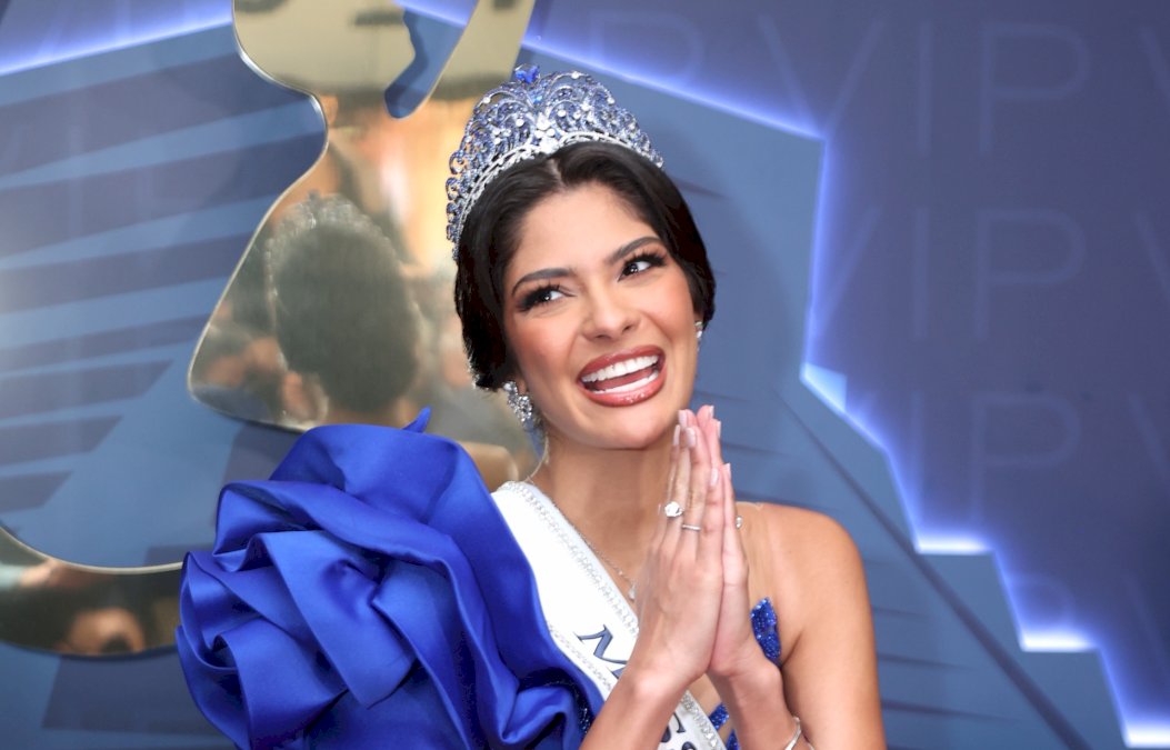 ¡la-miss-universo-sheynnis-palacios-anuncia-romance-con-carlos-gomez!