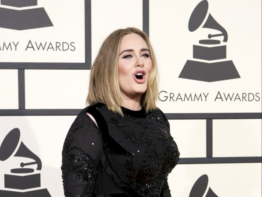 adele-estaria-preparandose-para-debutar-como-actriz