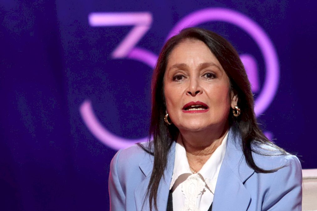 daniela-romo-aclara-lo-que-se-dijo-de-ella-en-telemundo