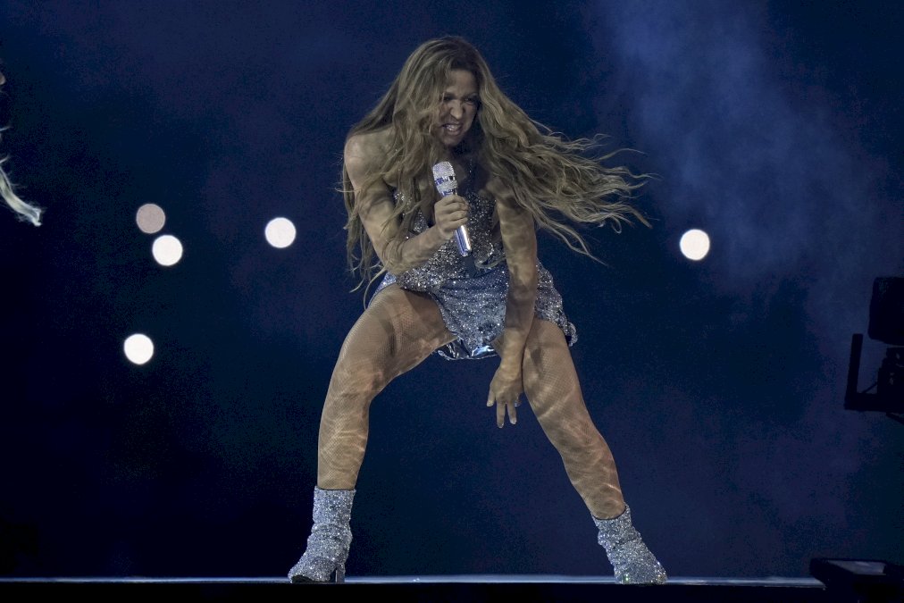 shakira-anuncia-fechas-de-su-gira-en-latinoamerica