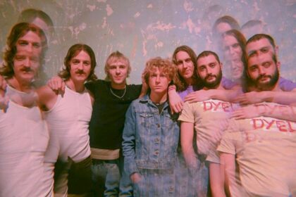 parcels-celebra-la-diversidad-sonora-y-cultural-en-leaveyourlove