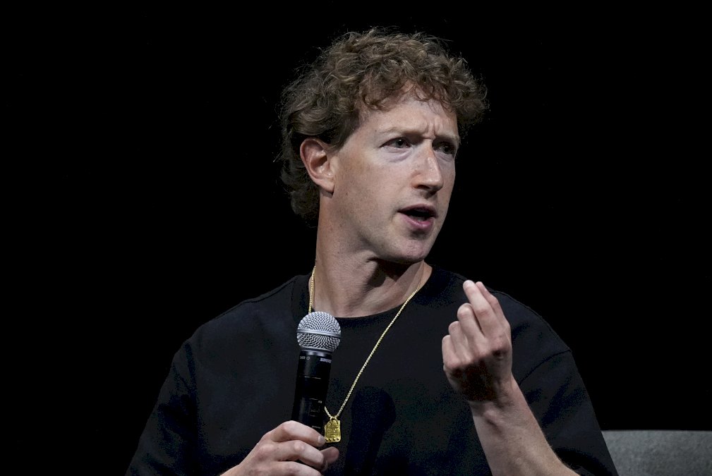 mark-zuckerberg-habla-sobre-la-gran-construccion-que-esta-haciendo-en-hawai