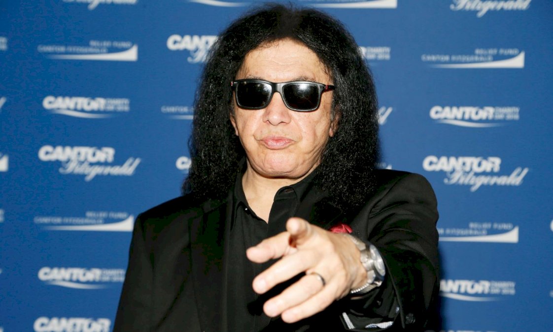 ¿pagarias-12-mil-dolares-para-ser-roadie-de-gene-simmons-por-un-dia?