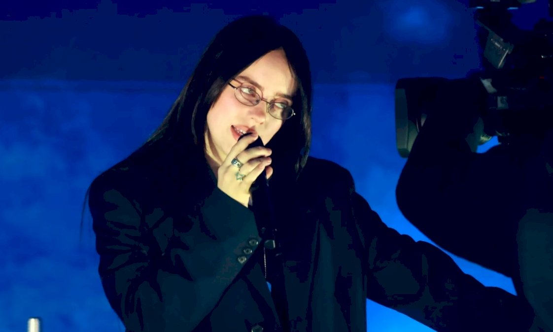 billie-eilish-interpreta-estremecedora-version-de-‘creep’-de-radiohead-en-amsterdam