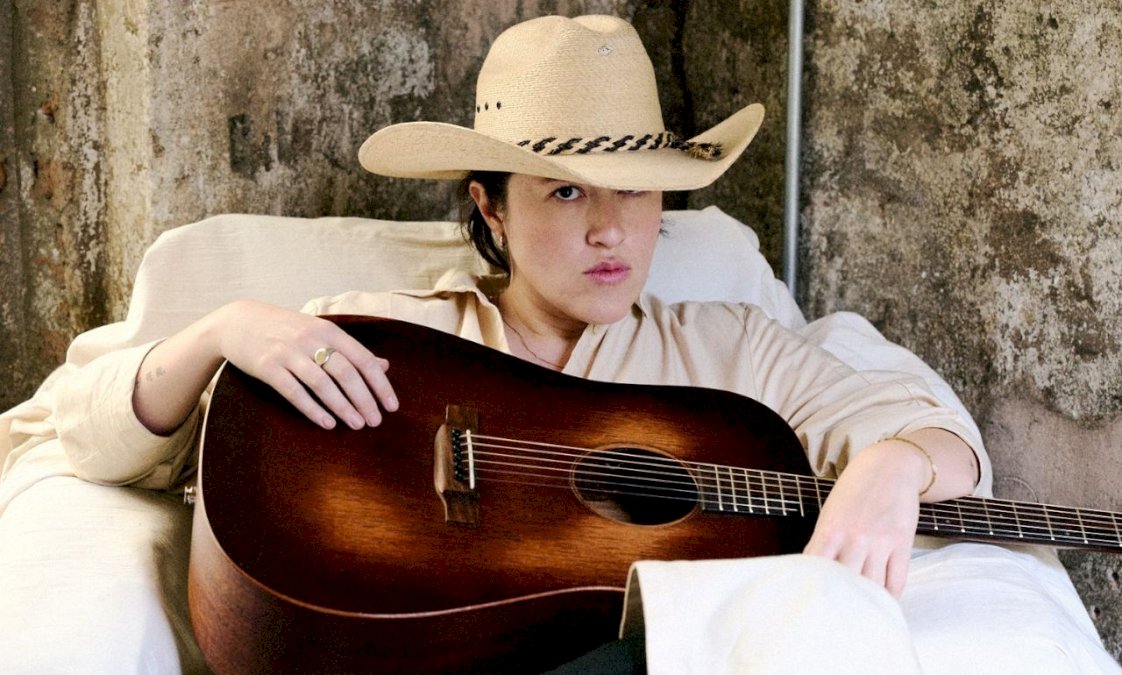 ruzzi-habla-el-lenguaje-del-corrido-tumbado-con-‘al-chile’