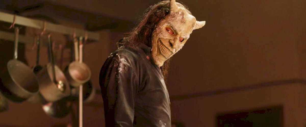 “black-phone-2”-marca-un-solido-estreno-y-apunta-a-liderar-la-taquilla-de-terror