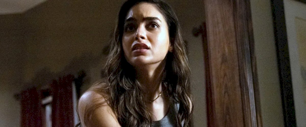 john-travolta-y-melissa-barrera-protagonizan-“black-tides”,-el-nuevo-terror-marino-de-renny-harlin