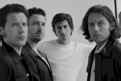 luego-de-cuatro-anos-sin-musica,-los-arctic-monkeys-regresan-con-un-nuevo-sencillo