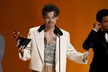 harry-styles-y-doechii-presentaran-los-premios-grammy-2026