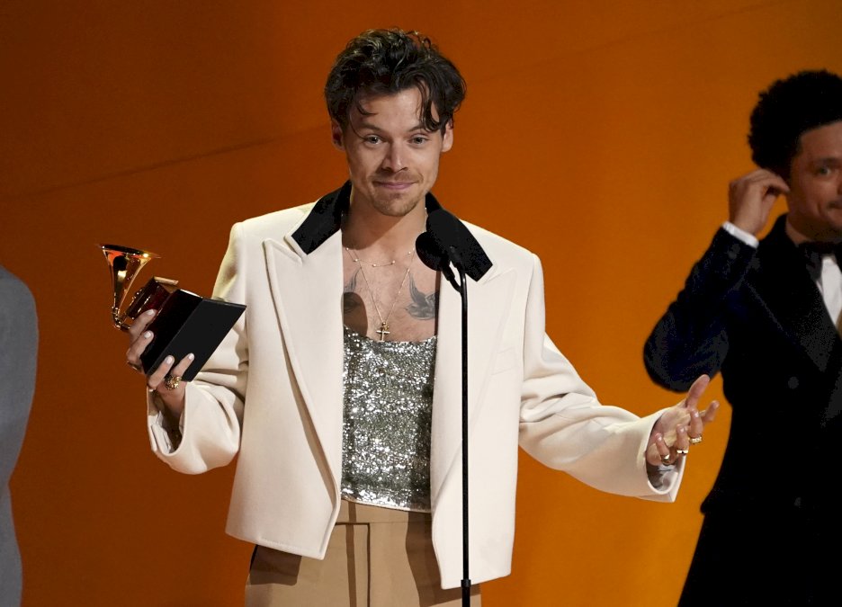 harry-styles-y-doechii-presentaran-los-premios-grammy-2026
